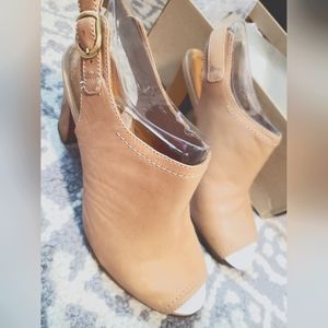 Clarks Shira Brenna Nude Peep Toe Slingback Heels
